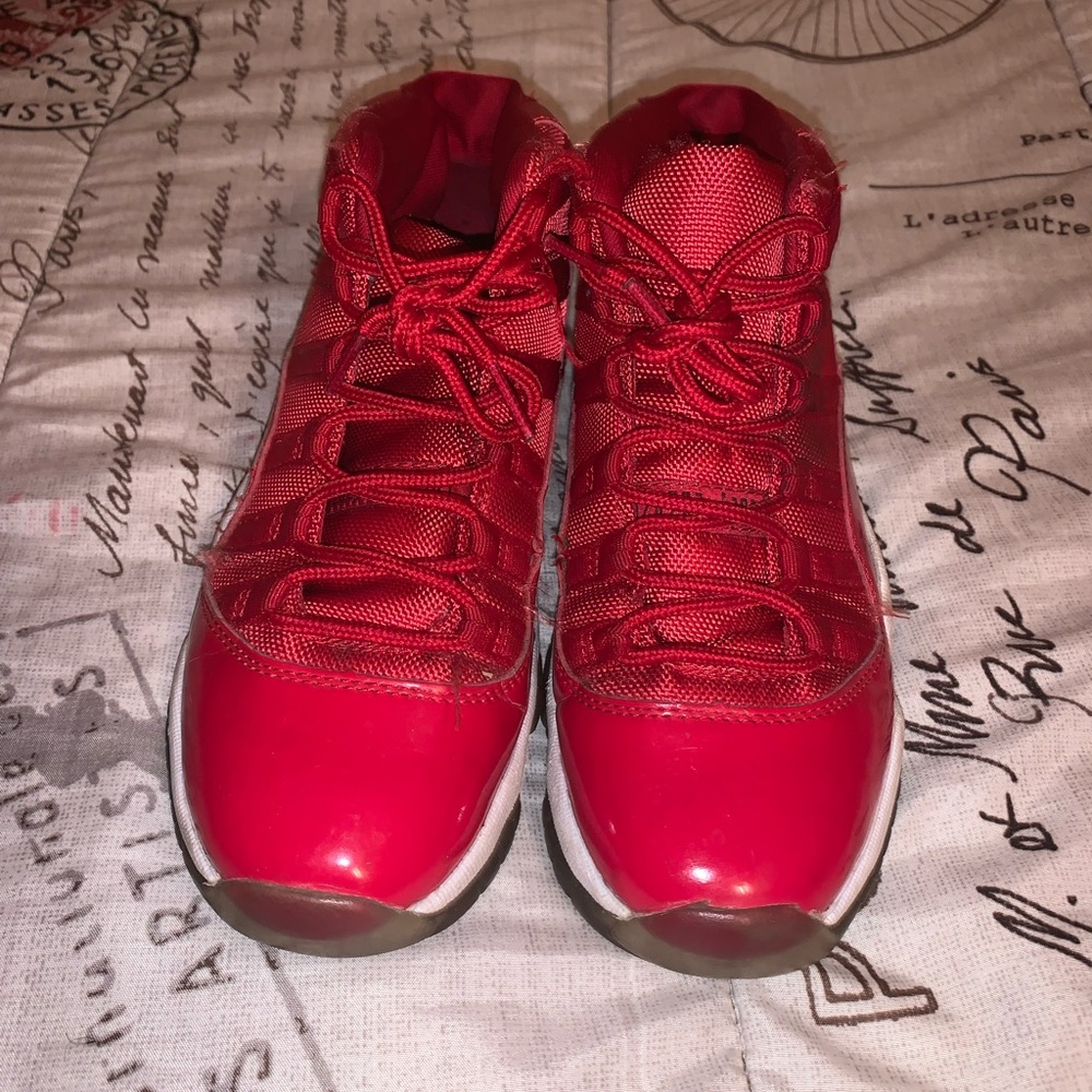 Jordan 11s